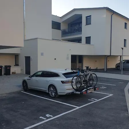 Gartenappartement Leonsberg *