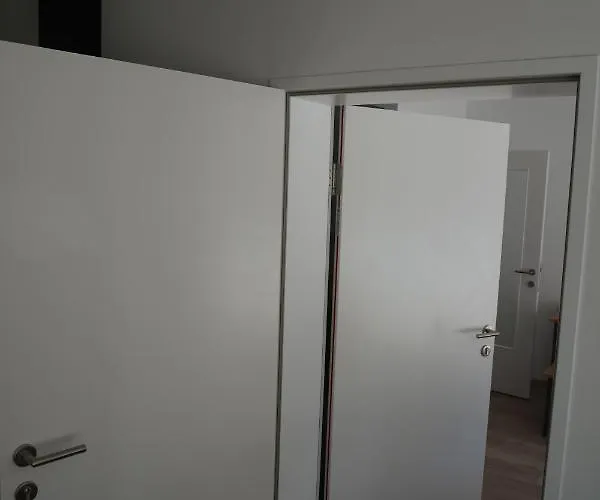 Gartenappartement Leonsberg Апартаменты Бад-Ишль