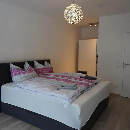 Gartenappartement Leonsberg Apartman