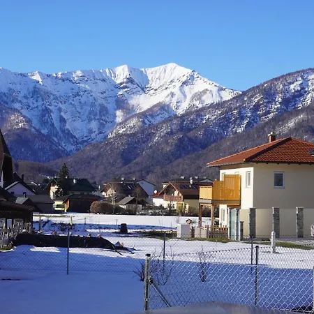Διαμέρισμα Gartenappartement Leonsberg *